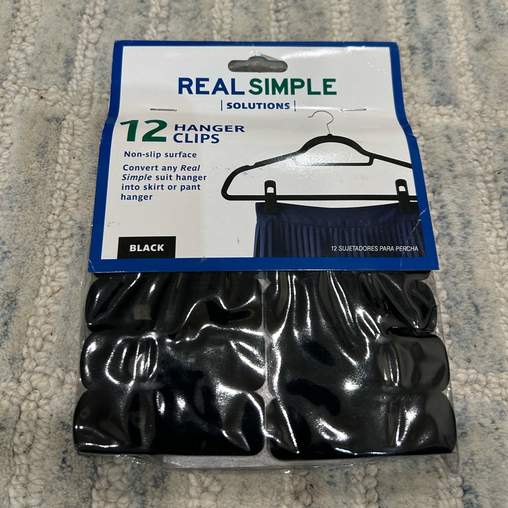 Real Simple Black Hanger Clips (12 count) NEW